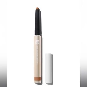 NEW IN BOX EYE SHAPING STYLO
Cream Matte Eye Stick Horizon